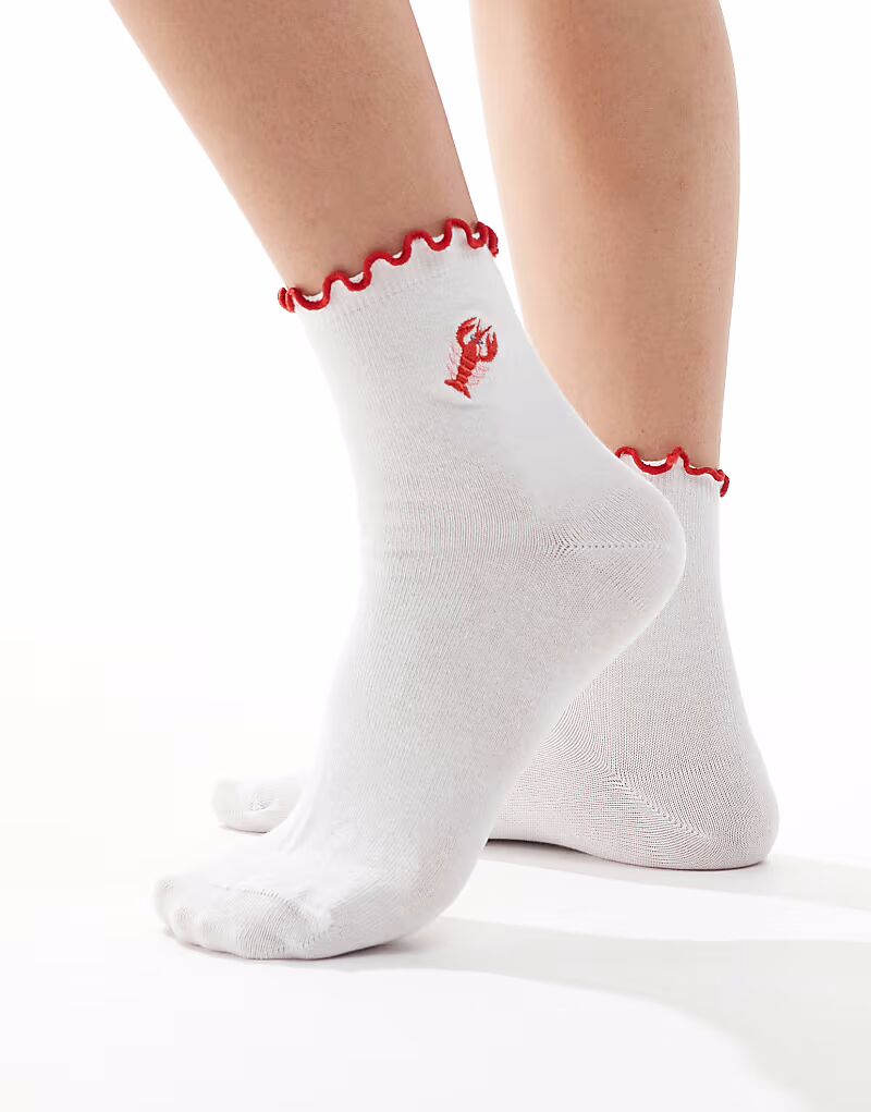 Носки ASOS DESIGN с вышивкой в виде лобстера и оборкой по краю
Носки ASOS DESIGN с вышивкой в виде лобстера и оборкой по краю
