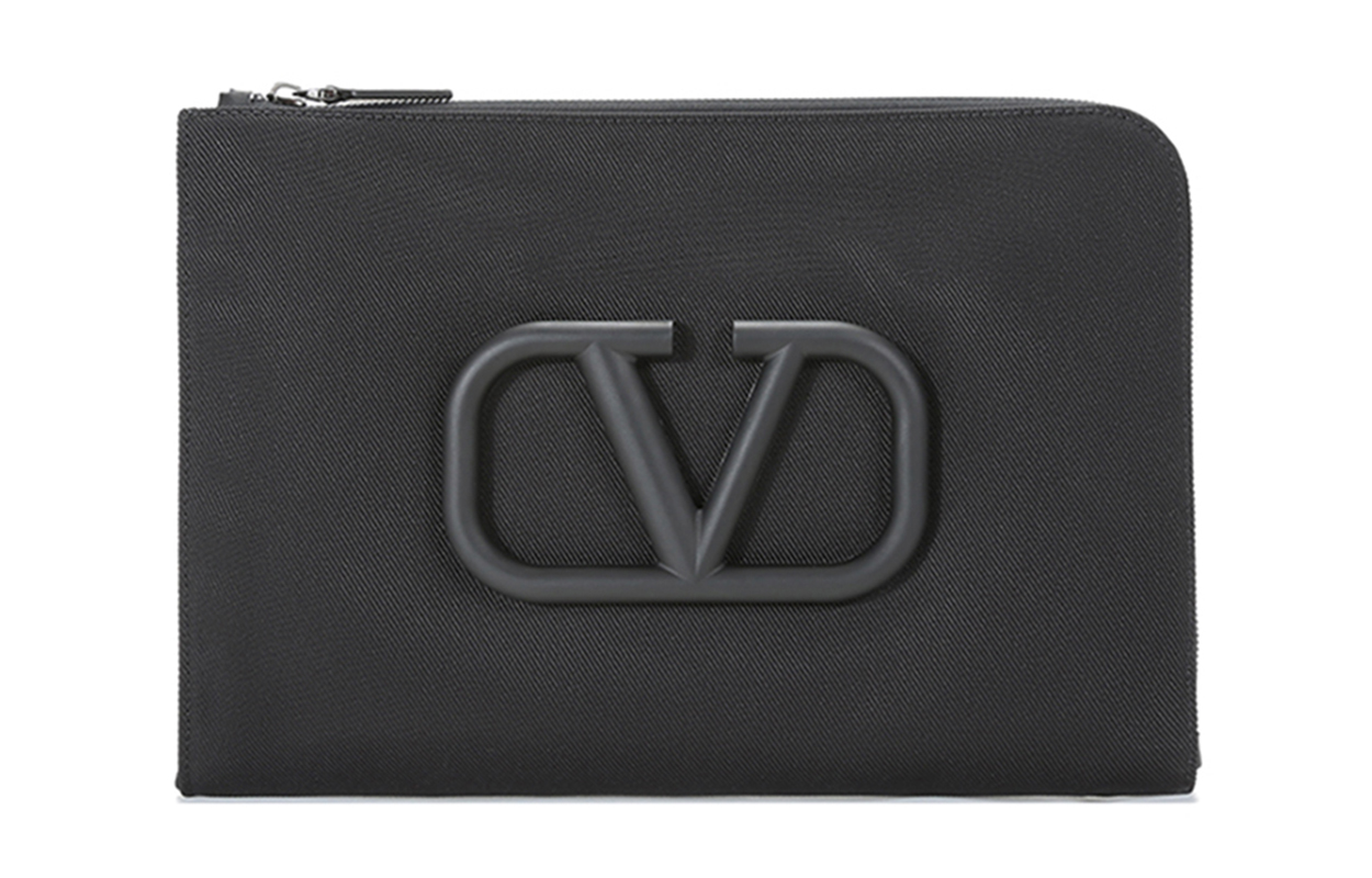 Клатч Valentino
Клатч Valentino