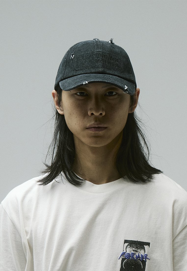 Бейсболка Former ACTION, Black
Бейсболка Former ACTION, Black