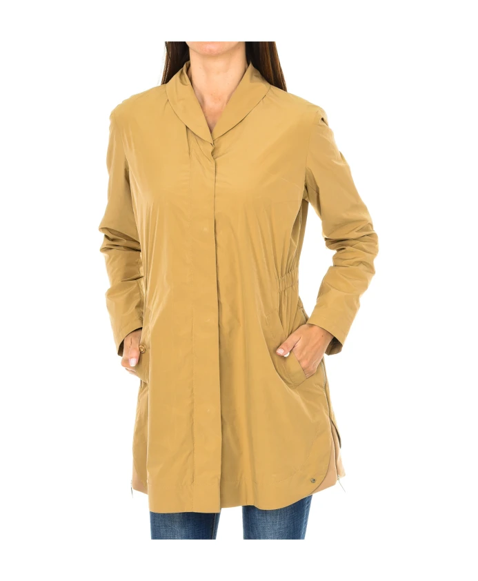 Куртка с пуговицами на лацканах и молнией Armani Jeans, коричневый
Куртка с пуговицами на лацканах и молнией Armani Jeans, коричневый