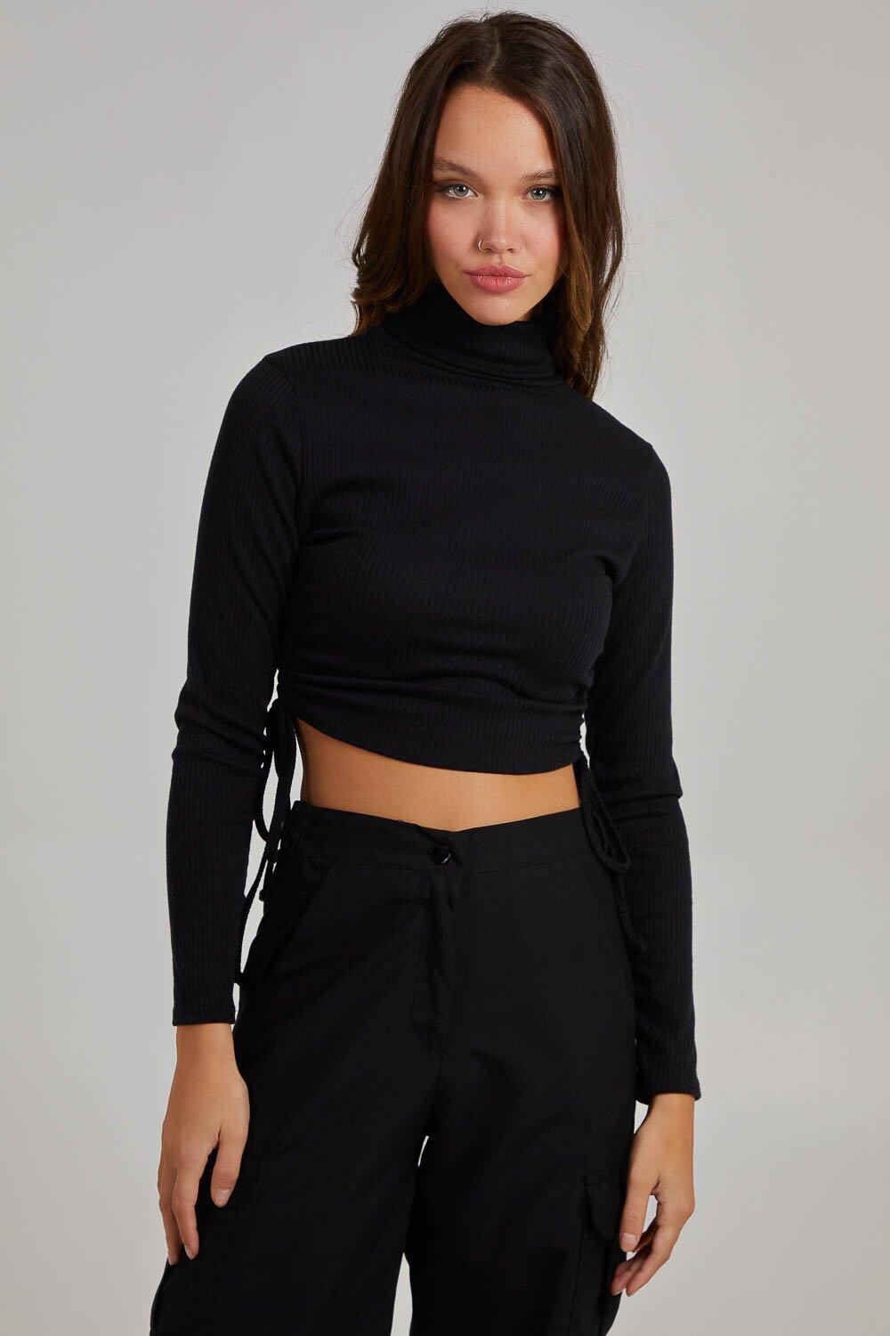 Топ со сборками по бокам и высоким воротником Pink Vanilla, черный
Топ со сборками по бокам и высоким воротником Pink Vanilla, черный