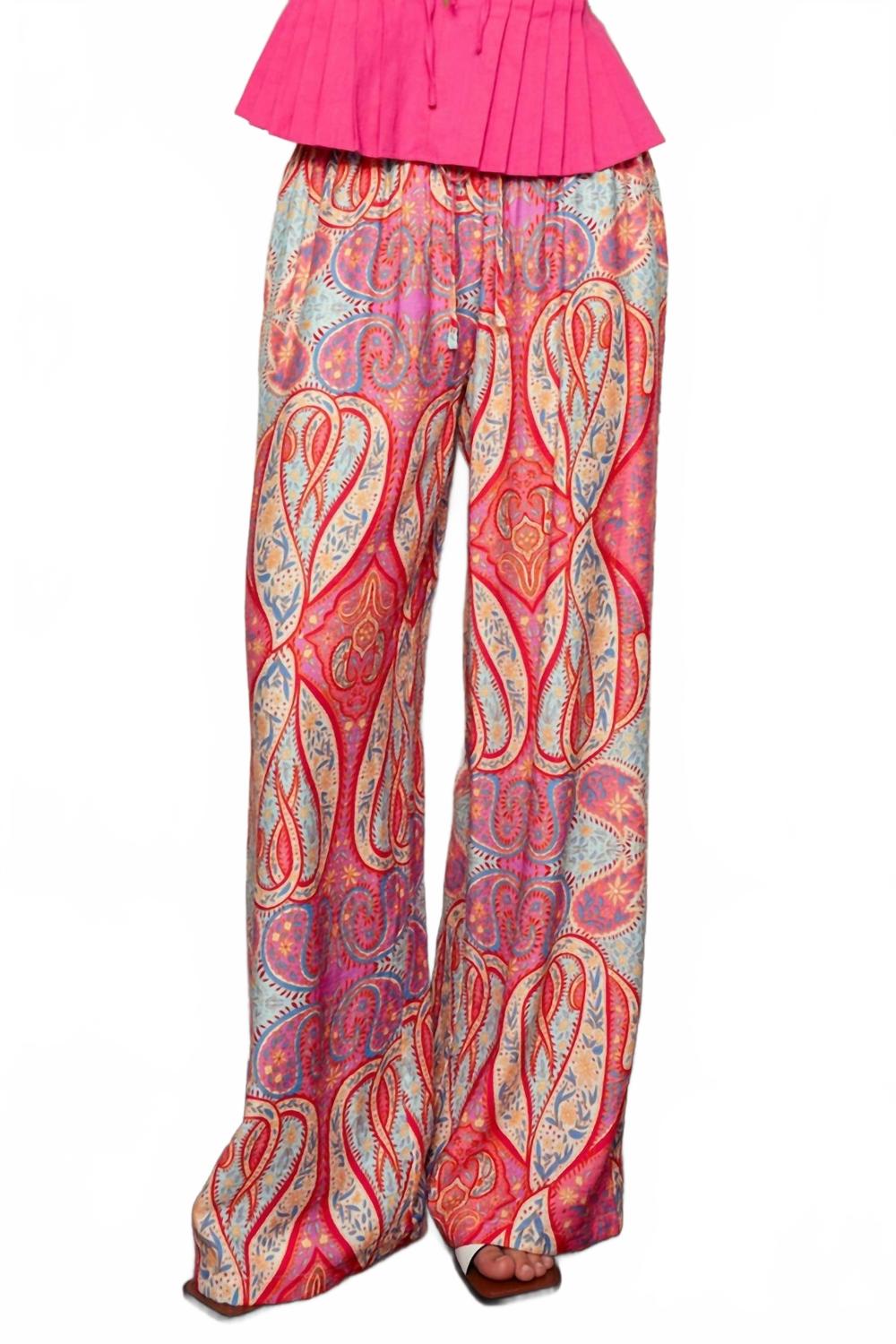 Розовые разноцветные штаны с широкими штанинами в стиле пейсли Urban Daizy
Розовые разноцветные штаны с широкими штанинами в стиле пейсли Urban Daizy