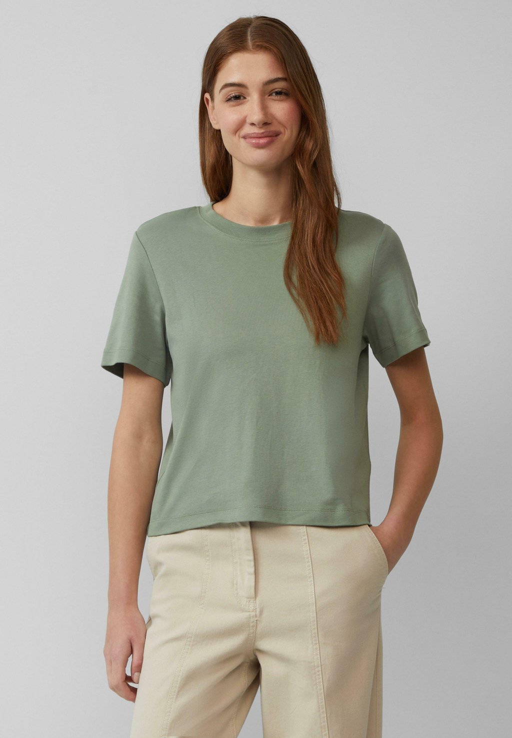 Базовая футболка s.Oliver, зеленый
Базовая футболка s.Oliver, зеленый