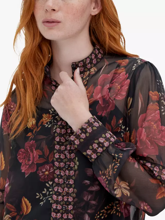 Рубашка Raishma Aspen Floral, черный
Рубашка Raishma Aspen Floral, черный