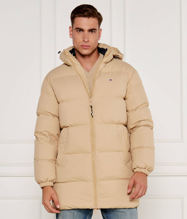 Пуховик мужской Tommy Jeans длинный с капюшоном, бежевый
Пуховик мужской Tommy Jeans длинный с капюшоном, бежевый