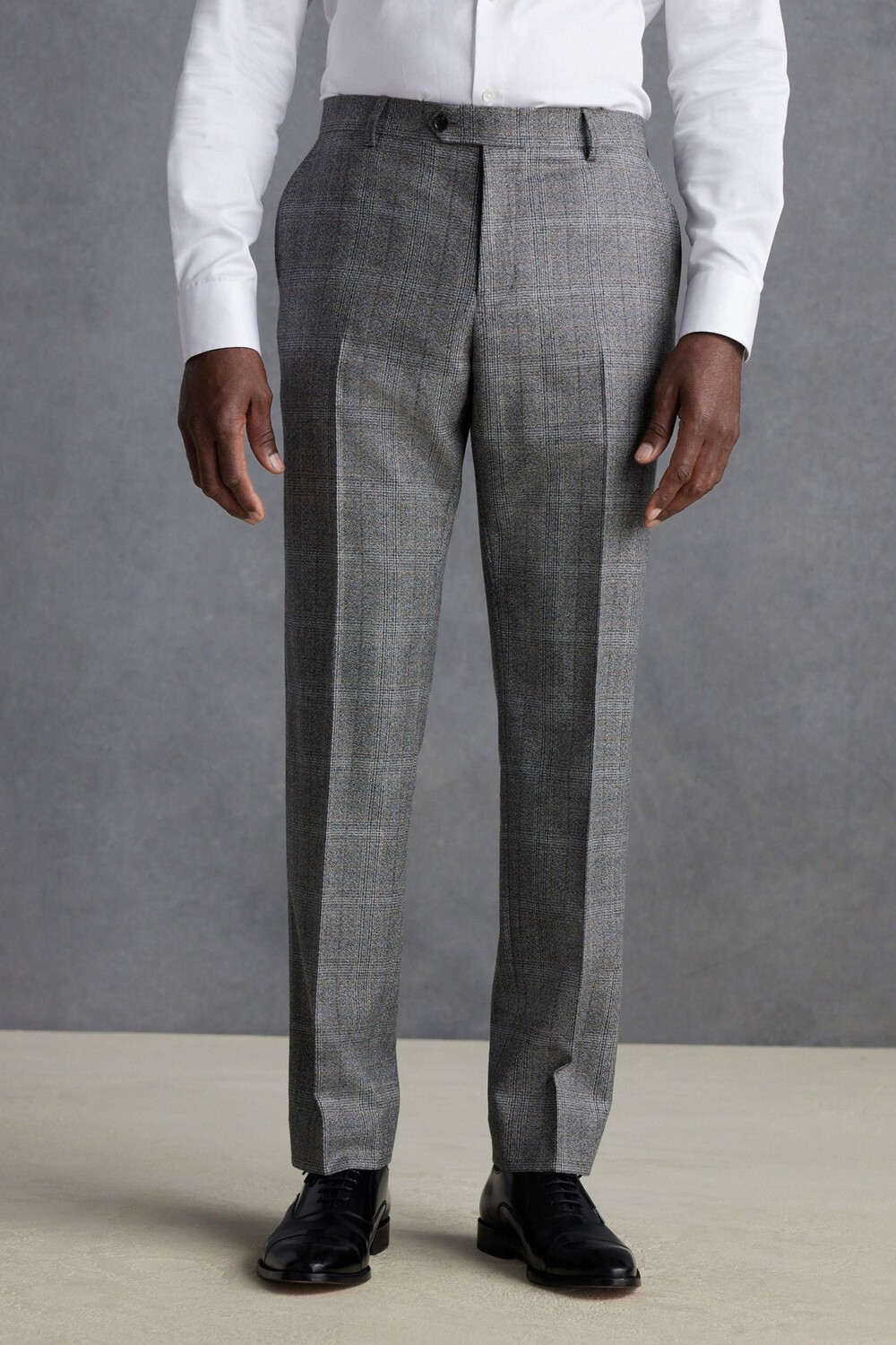 Фирменные брюки в клетку Marzotto Next, серый
Фирменные брюки в клетку Marzotto Next, серый