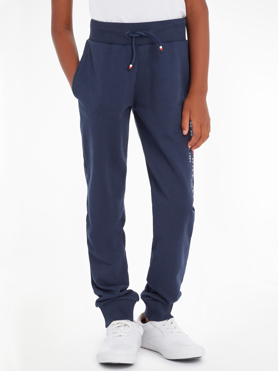 Детские джоггеры Essential из органического хлопка с логотипом Tommy Hilfiger, сумеречный флот
Детские джоггеры Essential из органического хлопка с логотипом Tommy Hilfiger, сумеречный флот