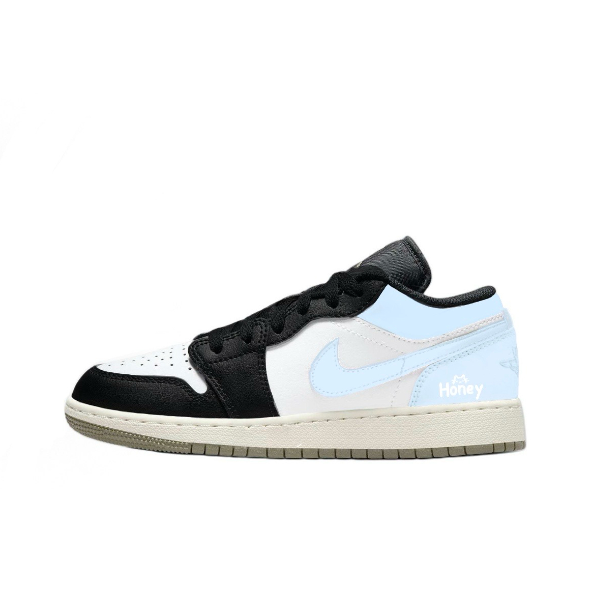 Air 1 Soufflé нескользящие устойчивые к истиранию низкие детские баскетбольные кроссовки unisex Jordan, голубой
Air 1 Soufflé нескользящие устойчивые к истиранию низкие детские баскетбольные кроссовки unisex Jordan, голубой