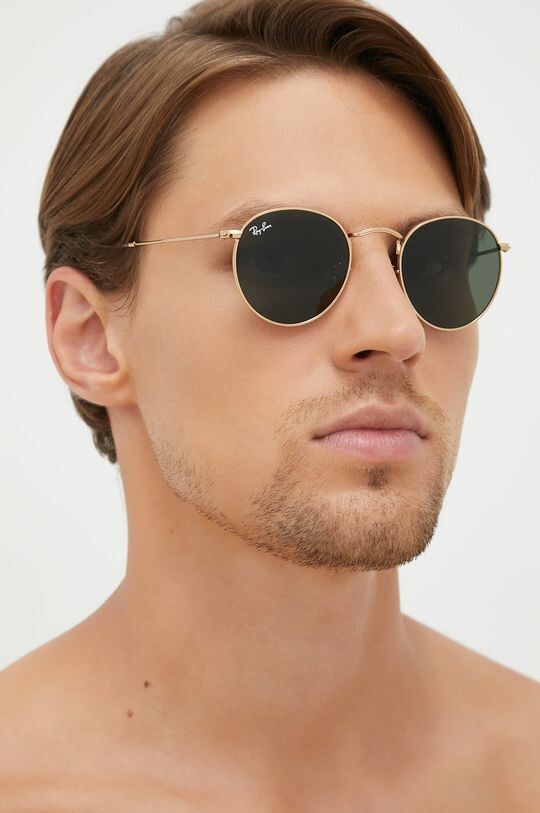 Очки Ray-Ban, золото
Очки Ray-Ban, золото