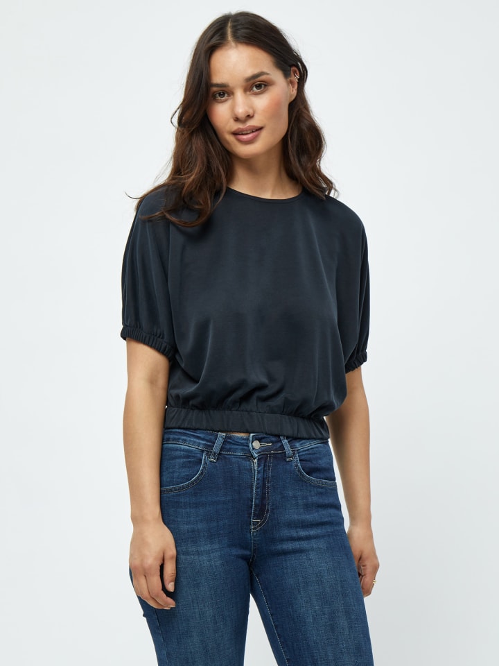 Футболка черного цвета minus
Футболка черного цвета minus