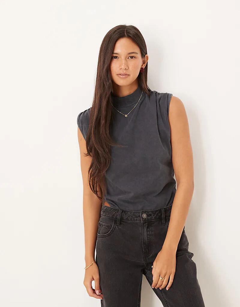 Боди ASOS DESIN со сборками в цвете «вымытый уголь» Asos Design
Боди ASOS DESIN со сборками в цвете «вымытый уголь» Asos Design