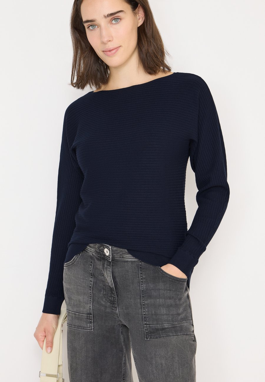 Топ Cecil COSY STRUKTURMIX DOLMAN, Blau/Dark Blue
Топ Cecil COSY STRUKTURMIX DOLMAN, Blau/Dark Blue
