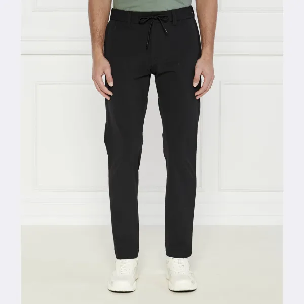 Зауженные брюки-чиносы Boss, черный
Зауженные брюки-чиносы Boss, черный