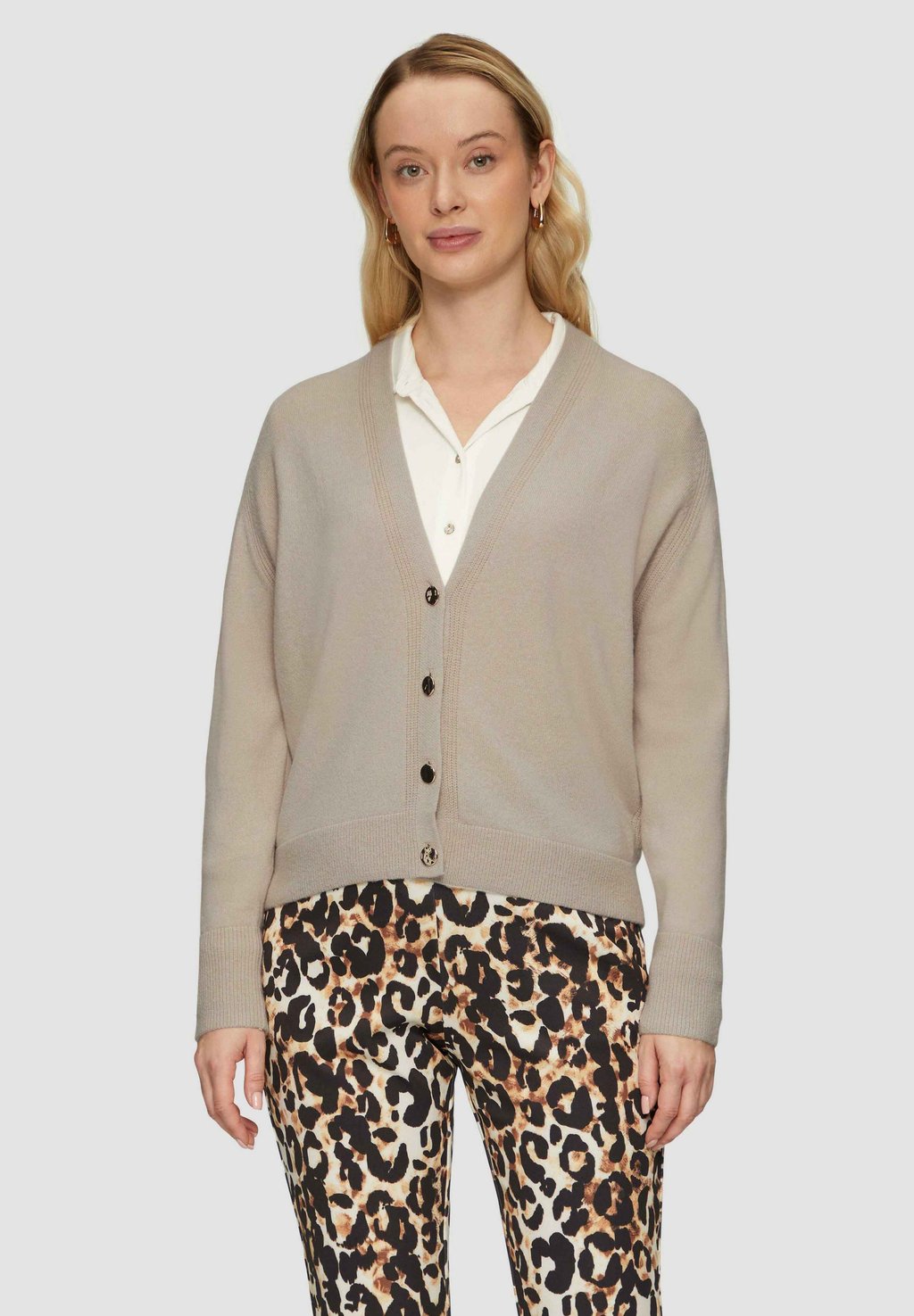 Кардиган s.Oliver BLACK LABEL, бежевый
Кардиган s.Oliver BLACK LABEL, бежевый