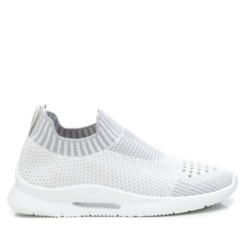 Кроссовки унисекс Xti 057997 Белый
Кроссовки унисекс Xti 057997 Белый