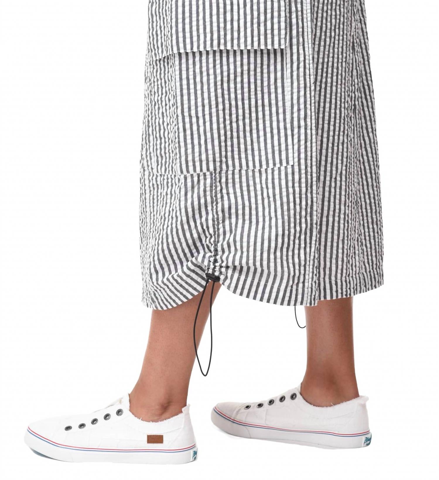 Юбка Мерфи в серо-белую полоску Tulip Clothing 
Юбка Мерфи в серо-белую полоску Tulip Clothing