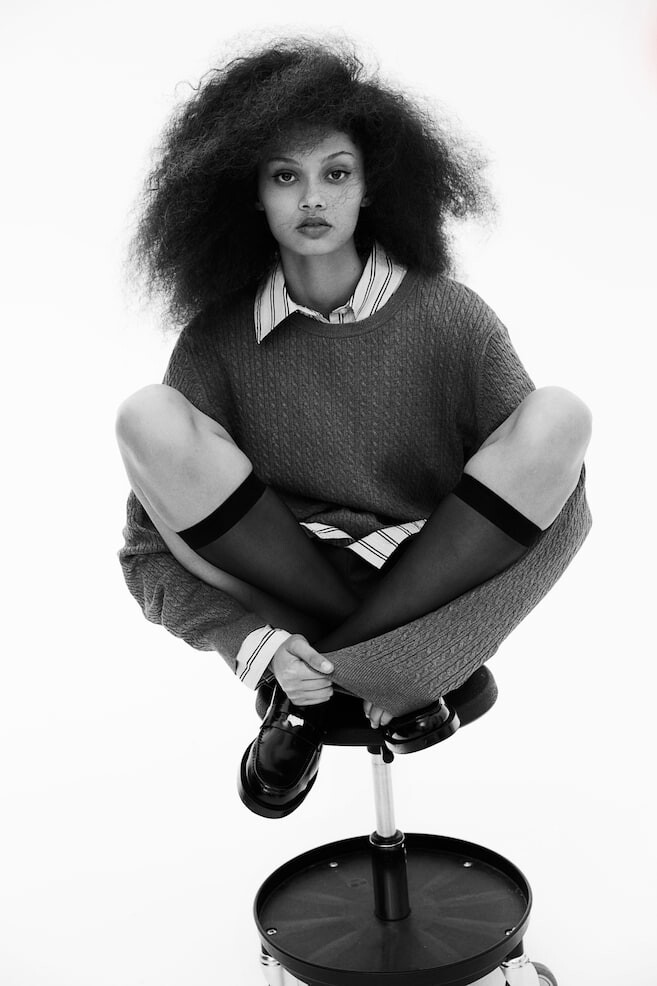 Свитер косой вязки H&M, серый
Свитер косой вязки H&M, серый