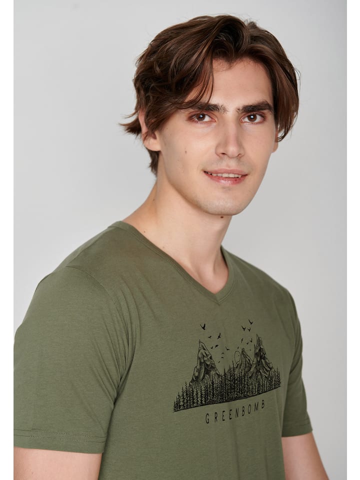 Футболка GreenBomb 
Футболка GreenBomb