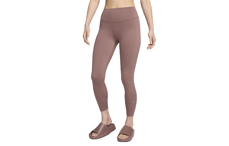 Леггинсы женские дымчато-фуксия Nike
Леггинсы женские дымчато-фуксия Nike