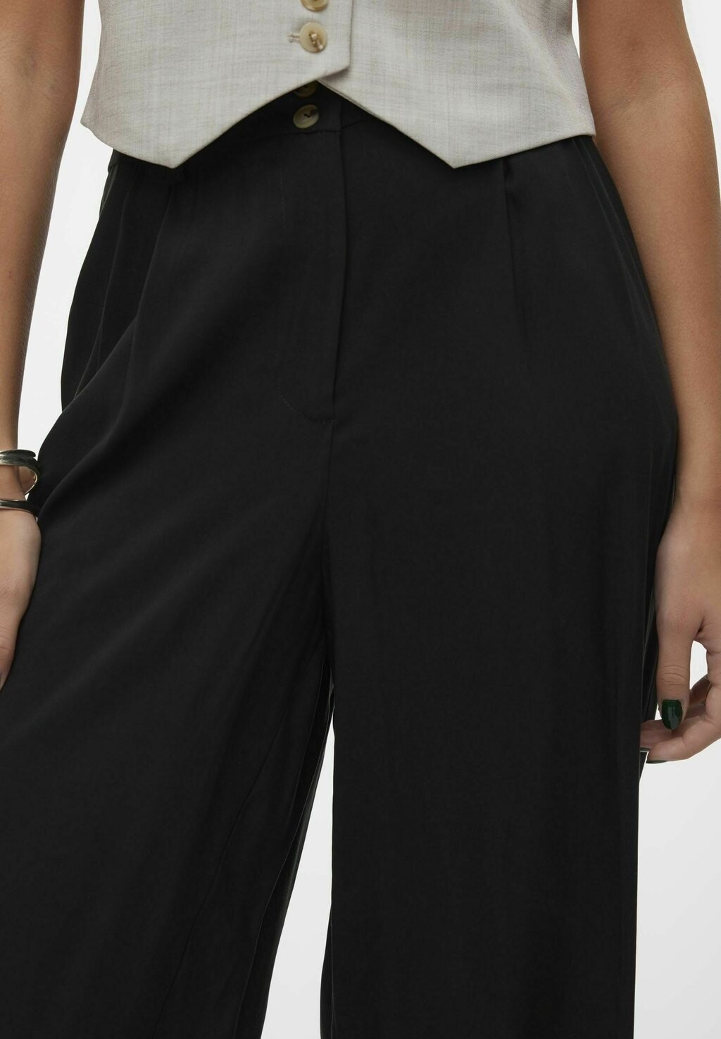 Брюки Vero Moda, черный
Брюки Vero Moda, черный