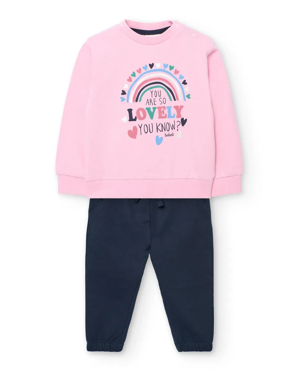 Детский комплект для девочки: худи и штаны с принтом Boboli, розовый/темно-синий
Детский комплект для девочки: худи и штаны с принтом Boboli, розовый/темно-синий