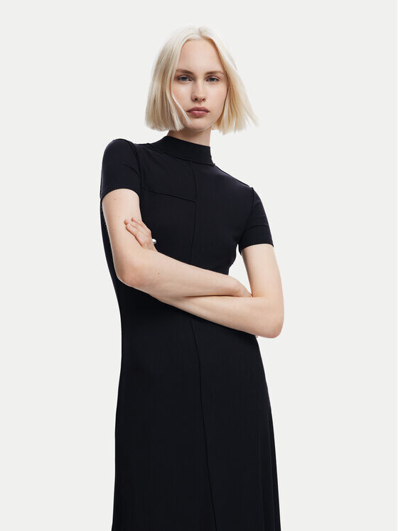 Платье на каждый день приталенного кроя Desigual, черный
Платье на каждый день приталенного кроя Desigual, черный