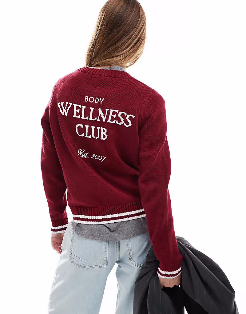 Трикотажный джемпер Cotton On с графическим узором темно-красного цвета Cotton:On
Трикотажный джемпер Cotton On с графическим узором темно-красного цвета Cotton:On