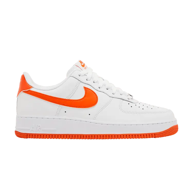 Кроссовки Nike Air Force 1 '07 'Safety Orange', белый 
Кроссовки Nike Air Force 1 '07 'Safety Orange', белый
