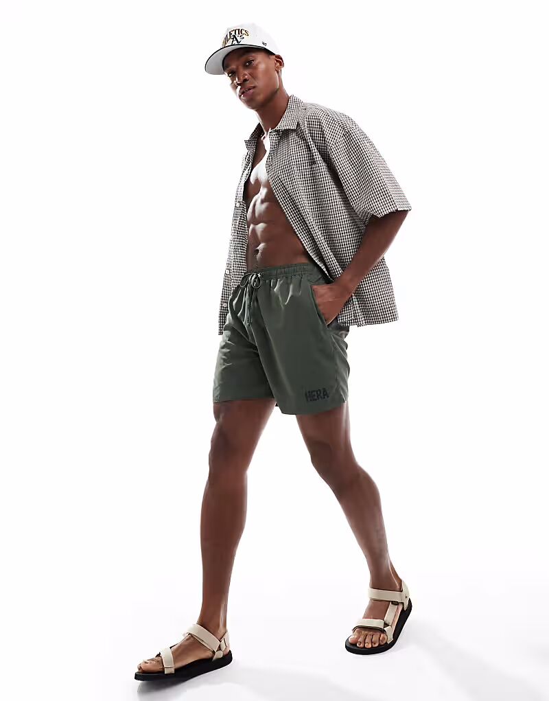 Мужские реактивные плавки Hera цвета хаки
Мужские реактивные плавки Hera цвета хаки