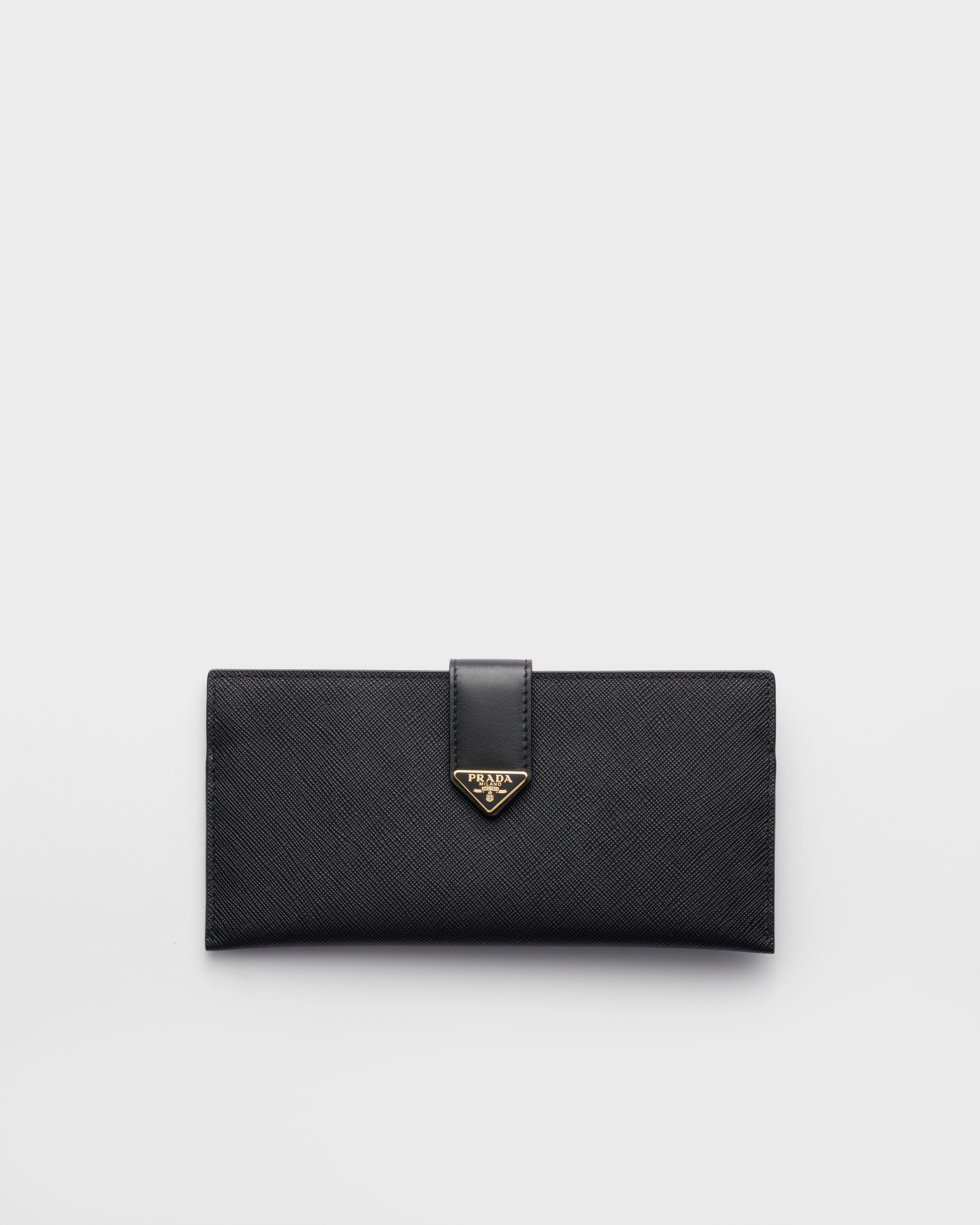 Большой кошелек из сафьяновой кожи и кожи Prada, черный
Большой кошелек из сафьяновой кожи и кожи Prada, черный