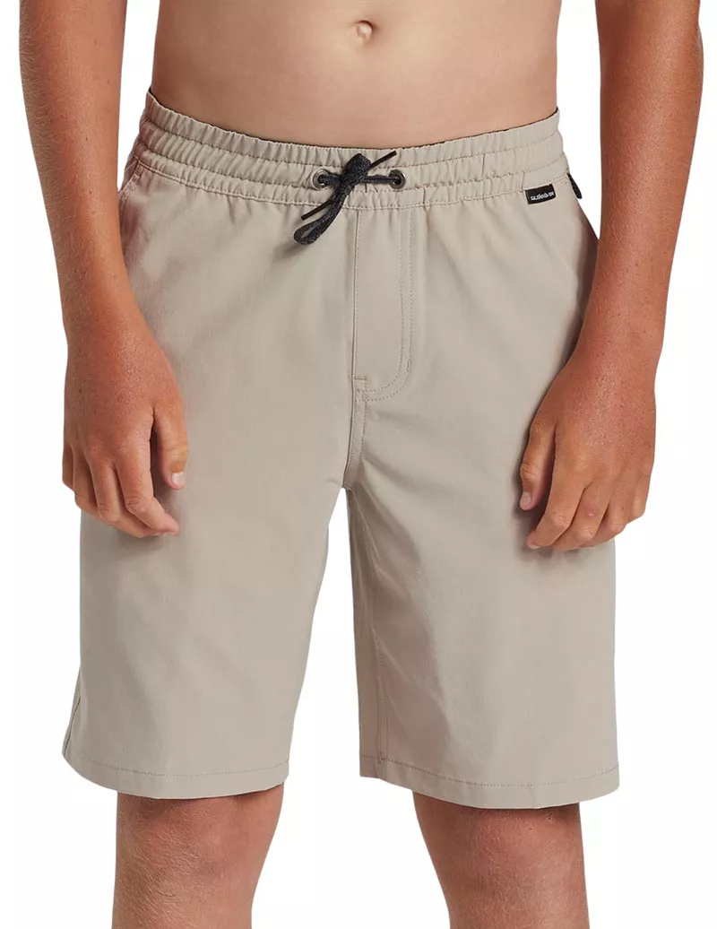 Гибридные шорты Taxer Amphibian 17 дюймов для мальчиков Quiksilver, цвет Plaza Taupe
Гибридные шорты Taxer Amphibian 17 дюймов для мальчиков Quiksilver, цвет Plaza Taupe