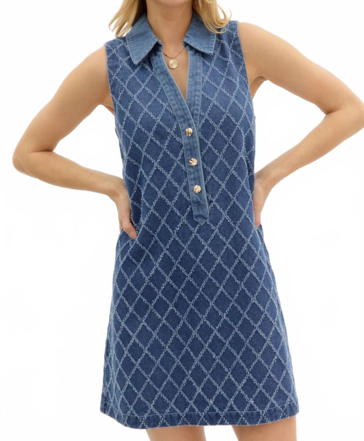 Бирюзовое джинсовое мини-платье Diamond Days Entro
Бирюзовое джинсовое мини-платье Diamond Days Entro