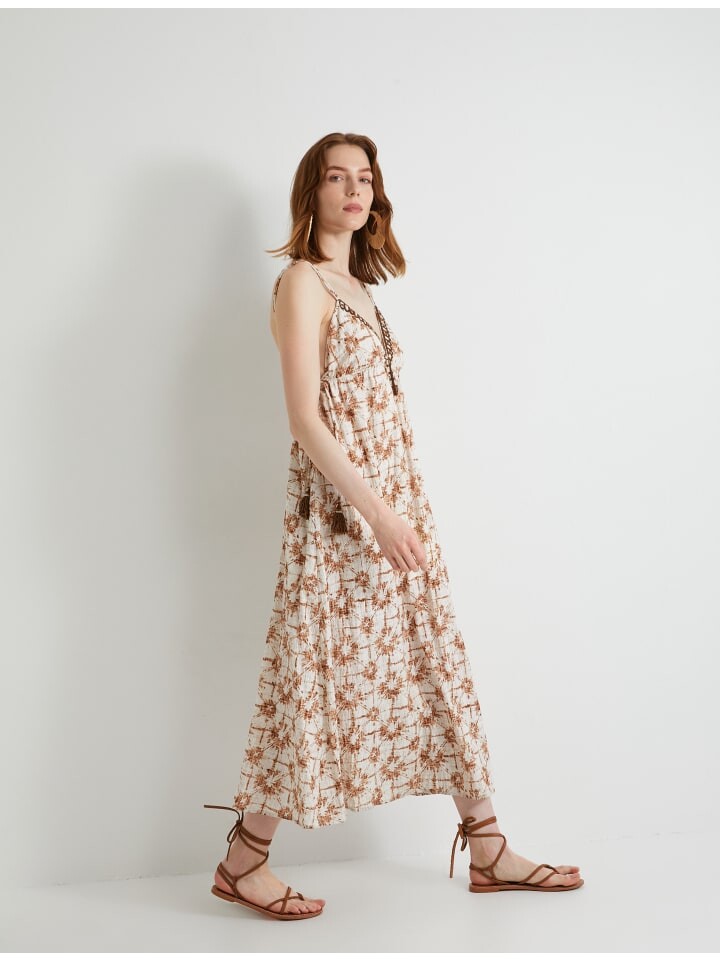Длинное платье KOTON, цвет braun gemustert
Длинное платье KOTON, цвет braun gemustert