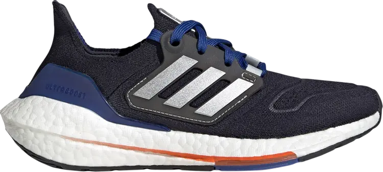 Кроссовки Adidas UltraBoost 22 J 'Legend Ink Silver Metallic', синий
Кроссовки Adidas UltraBoost 22 J 'Legend Ink Silver Metallic', синий