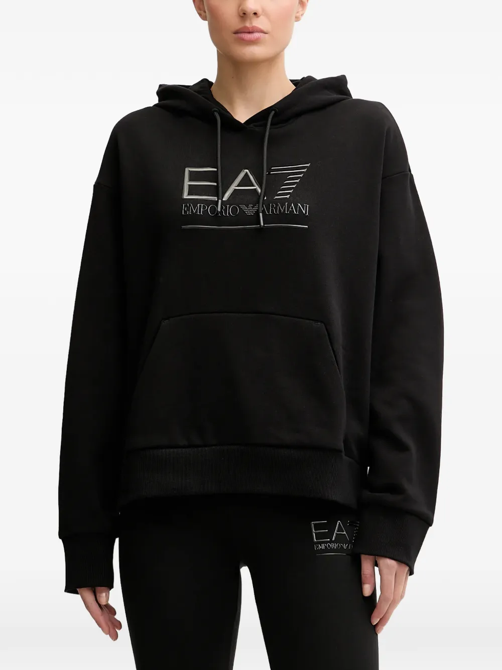 Худи с логотипом Ea7 Emporio Armani, черный
Худи с логотипом Ea7 Emporio Armani, черный