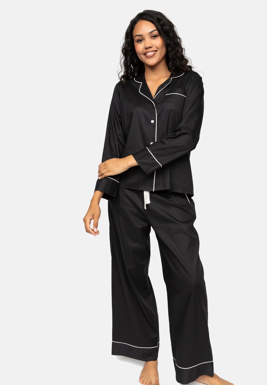 Пижамный комплект Cyberjammies SET, Black
Пижамный комплект Cyberjammies SET, Black