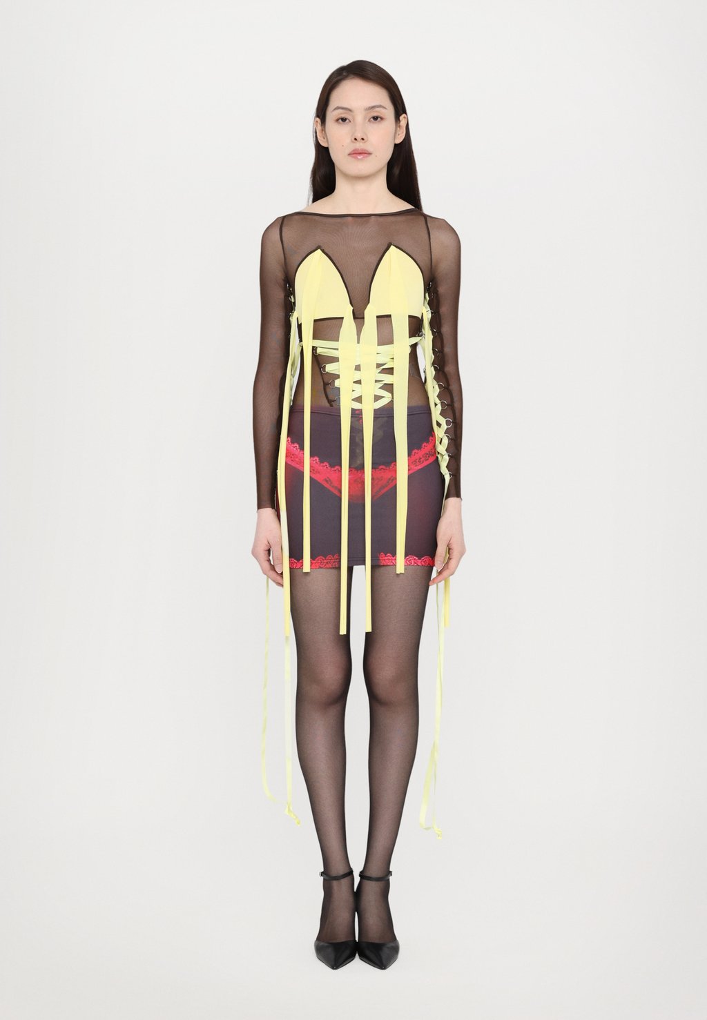 Топ с длинными рукавами CORSET PIERCING RIBBON UP Sinead Gorey, коричневый
Топ с длинными рукавами CORSET PIERCING RIBBON UP Sinead Gorey, коричневый