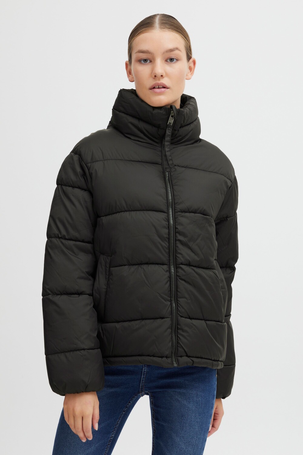 Куртка Oxmo Winterjacke, черный
Куртка Oxmo Winterjacke, черный