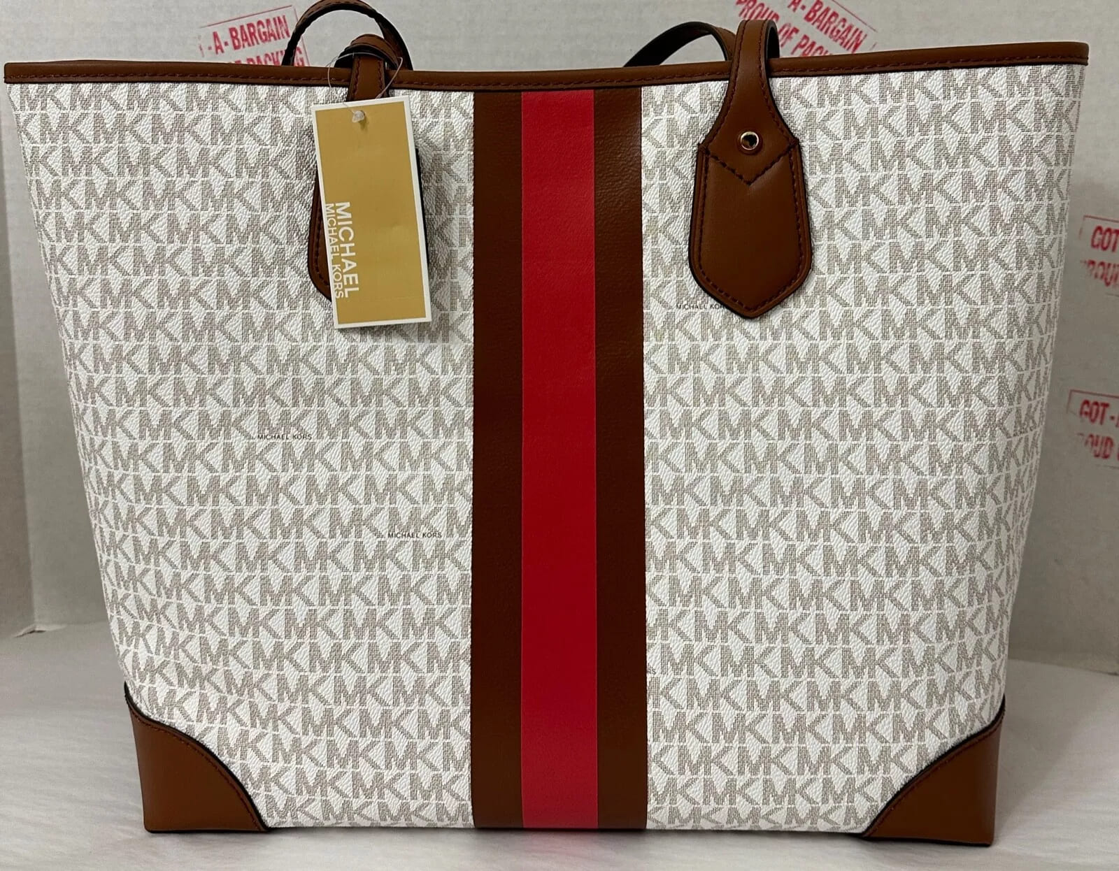 Michael Kors Eva MK Signature Сумка из ПВХ-нейлона с чехлом, цвет dahlia pink/multi/gold, Золотистый, Michael Kors Eva MK Signature Сумка из ПВХ-нейлона с чехлом, цвет dahlia pink/multi/gold
Michael Kors Eva MK Signature Сумка из ПВХ-нейлона с чехлом, цвет dahlia pink/multi/gold, Золотистый, Michael Kors Eva MK Signature Сумка из ПВХ-нейлона с чехлом, цвет dahlia pink/multi/gold