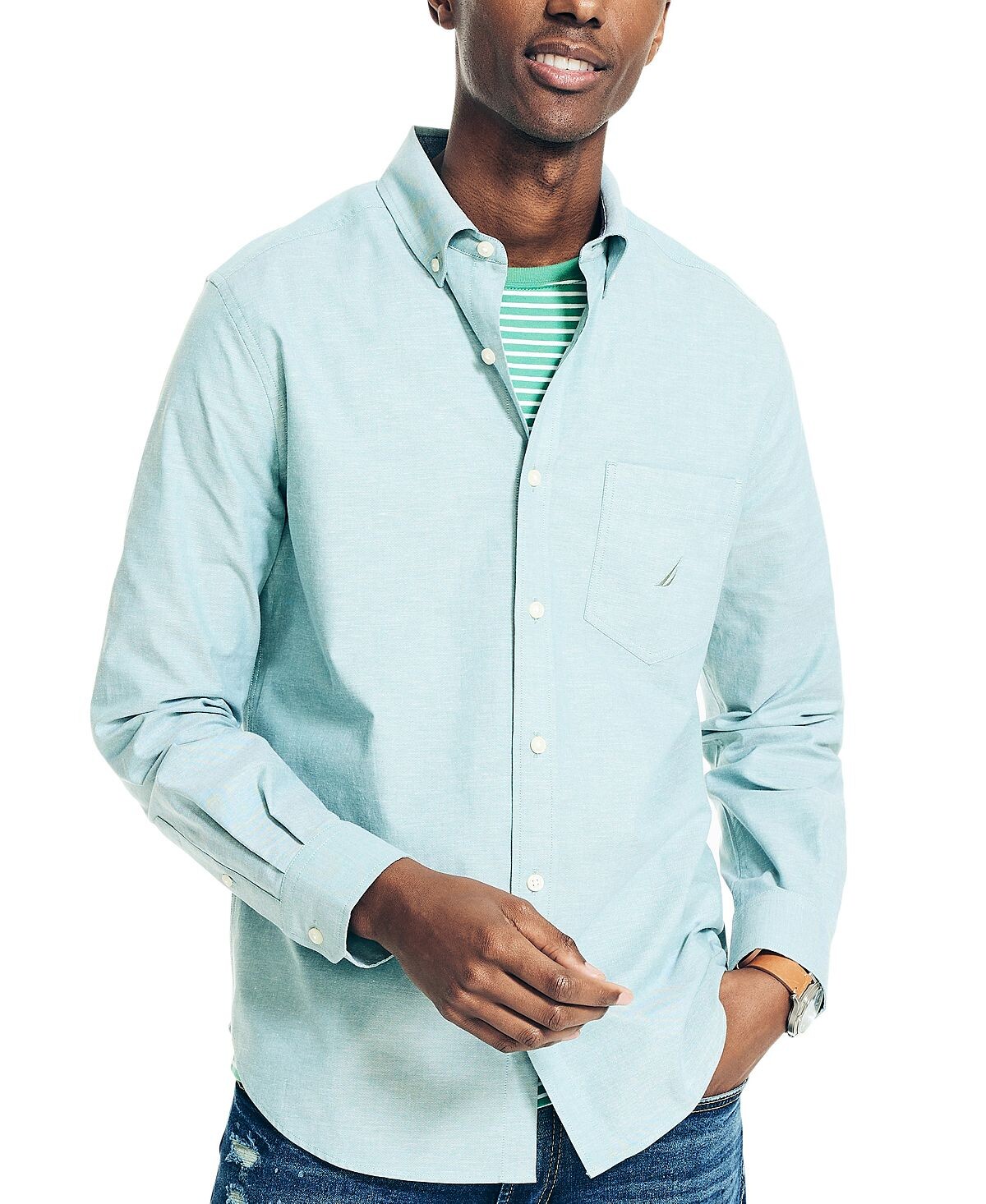 Мужская однотонная оксфордская рубашка классического кроя стрейч на пуговицах Nautica
Мужская однотонная оксфордская рубашка классического кроя стрейч на пуговицах Nautica