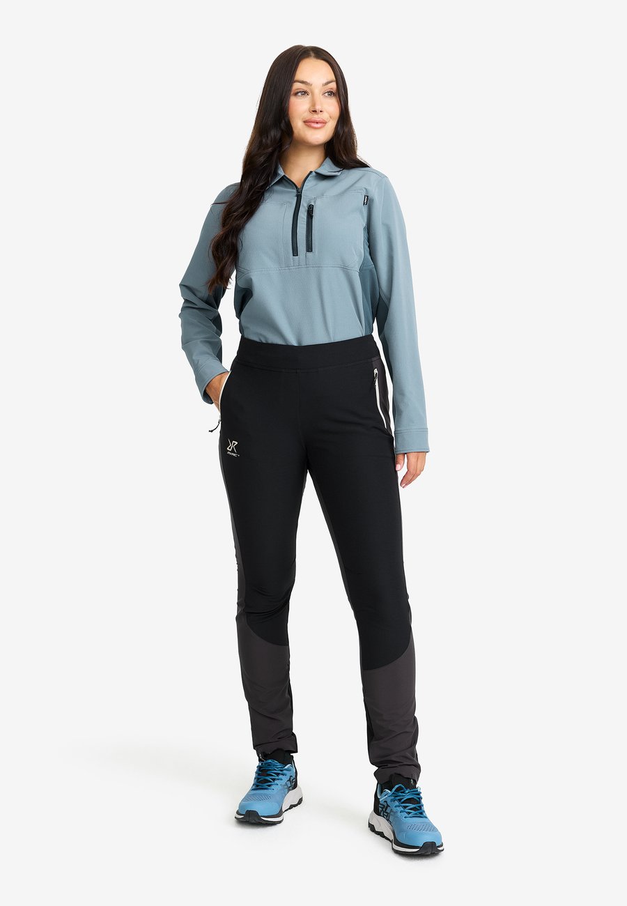 Брюки RevolutionRace Ridge Trek, Black Anthracite/Black
Брюки RevolutionRace Ridge Trek, Black Anthracite/Black