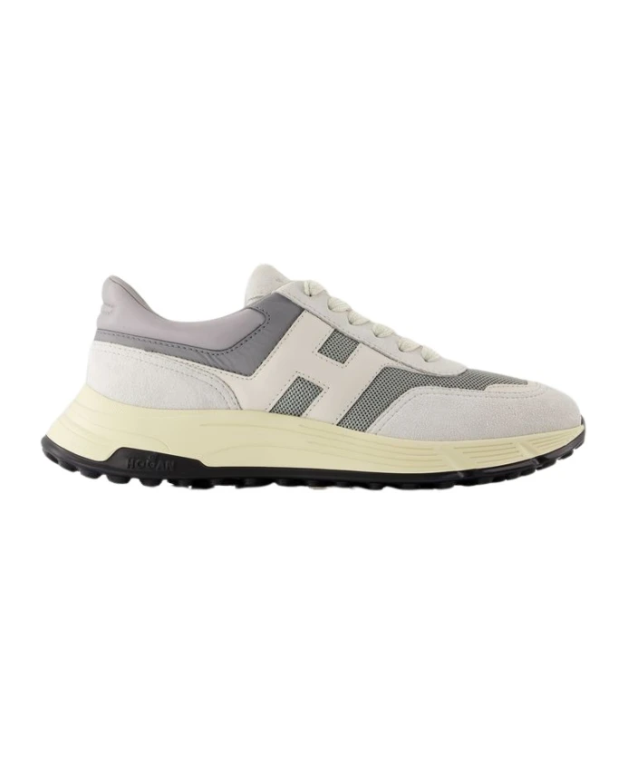 Кроссовки Hyperlight кожаные - белые Hogan, мультиколор
Кроссовки Hyperlight кожаные - белые Hogan, мультиколор