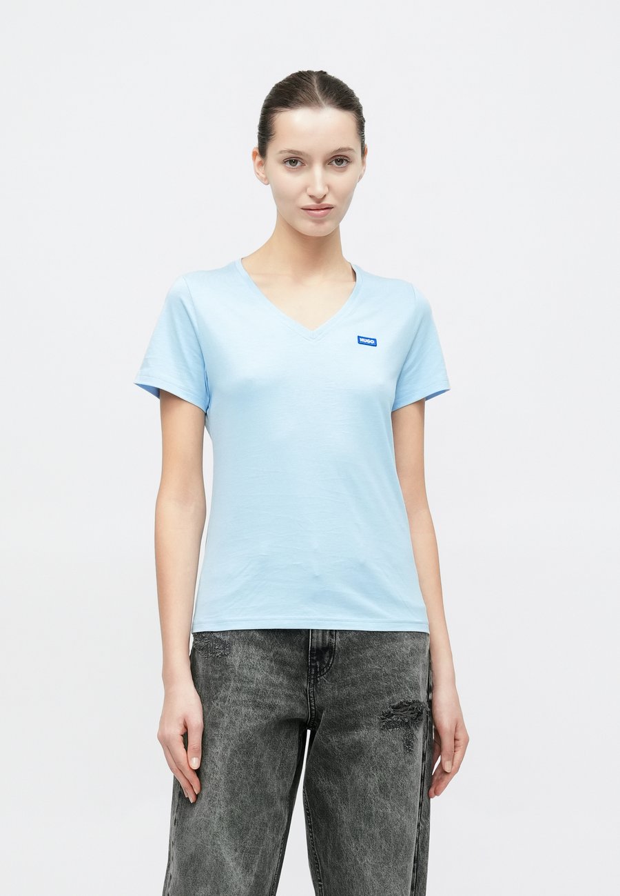 Футболка HUGO CLASSIC, Open Blue/Blue, Синий, Футболка HUGO CLASSIC, Open Blue/Blue
Футболка HUGO CLASSIC, Open Blue/Blue, Синий, Футболка HUGO CLASSIC, Open Blue/Blue