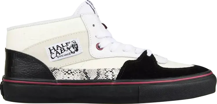Кеды Vans Bodega x Half Cab LX Return of the Dragon, черный
Кеды Vans Bodega x Half Cab LX Return of the Dragon, черный