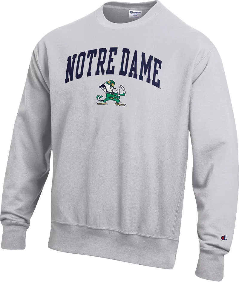 Мужской свитшот с круглым вырезом Champion Notre Dame Fighting Irish Grey обратного переплетения
Мужской свитшот с круглым вырезом Champion Notre Dame Fighting Irish Grey обратного переплетения
