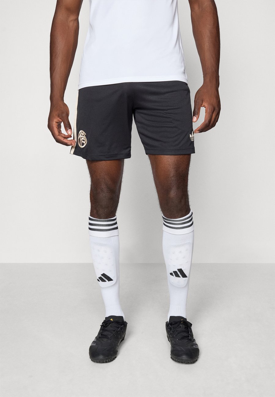 Спортивные шорты Adidas Originals FC BAYERN 2025/2026 THIRD SHORTS, Black
Спортивные шорты Adidas Originals FC BAYERN 2025/2026 THIRD SHORTS, Black