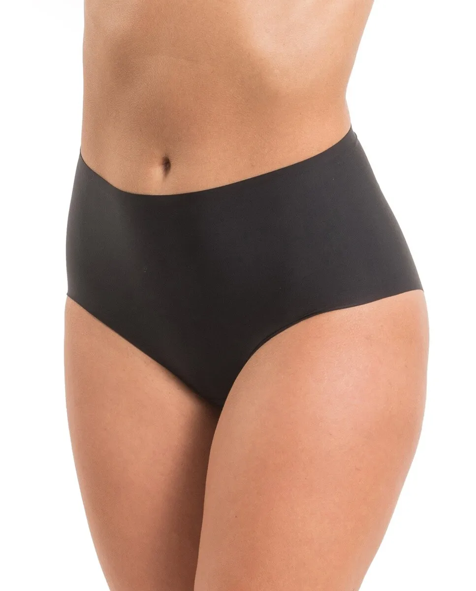 Набор из двух невидимых высоких трусиков Dream Invisibles MAGIC Bodyfashion, черный
Набор из двух невидимых высоких трусиков Dream Invisibles MAGIC Bodyfashion, черный