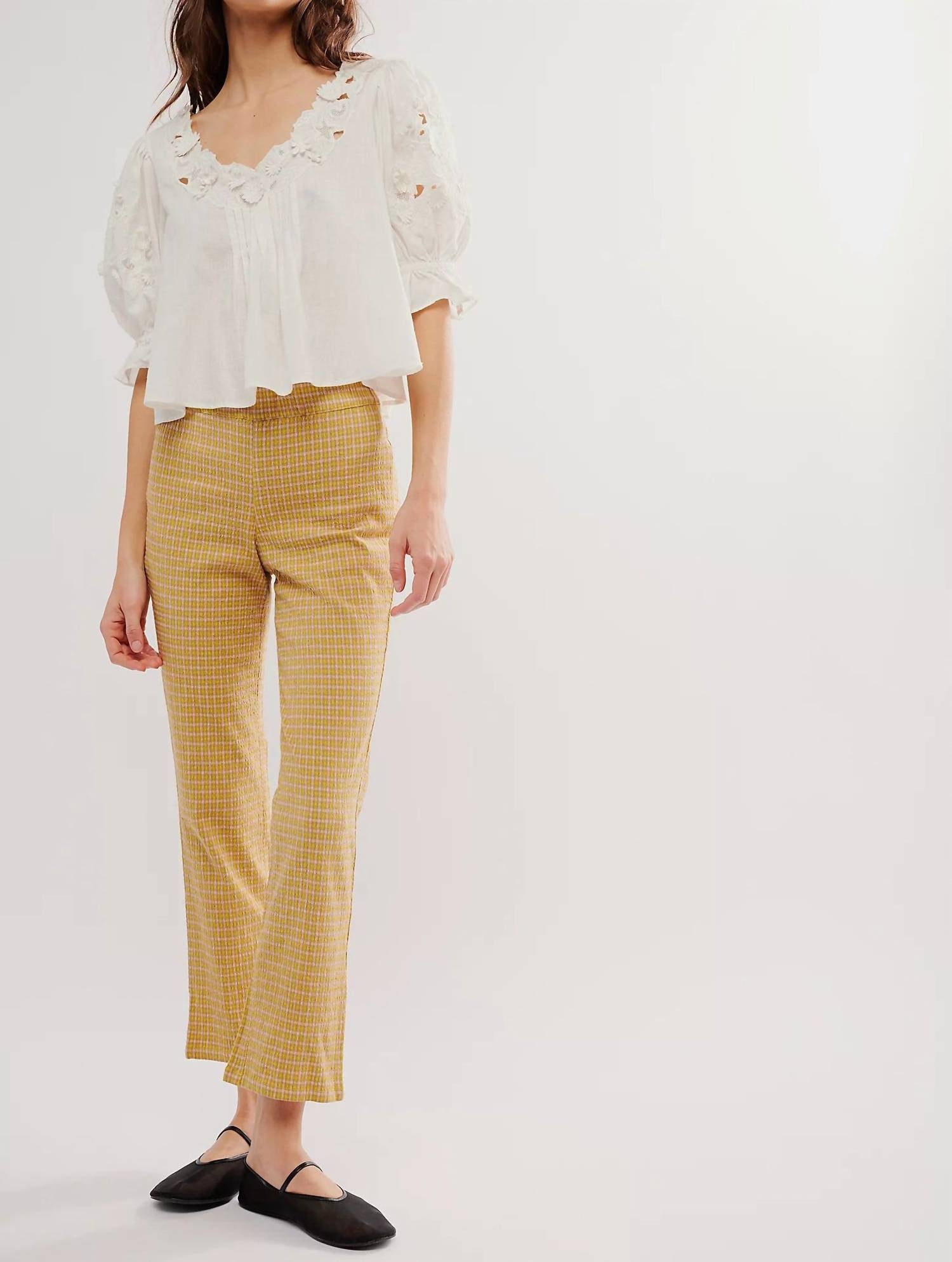 Штаны-капри "In My Feelings" в желтом цвете Free People
Штаны-капри "In My Feelings" в желтом цвете Free People