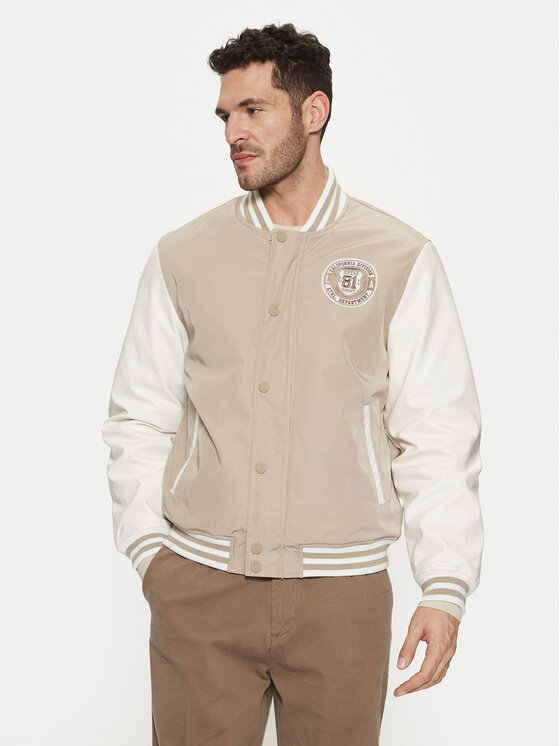 Куртка-Бомбер стандартный крой M5RL19 WGU82 Guess, хаки
Куртка-Бомбер стандартный крой M5RL19 WGU82 Guess, хаки