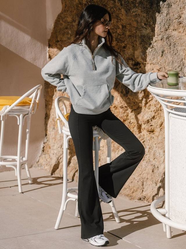 Расклешенные леггинсы softsculpt Chelsea Peers, черный
Расклешенные леггинсы softsculpt Chelsea Peers, черный